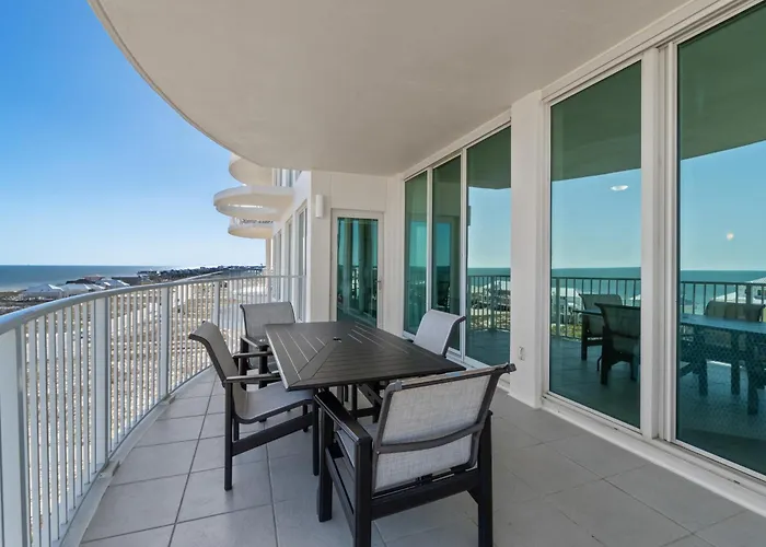 Apartment Mustique 702 *